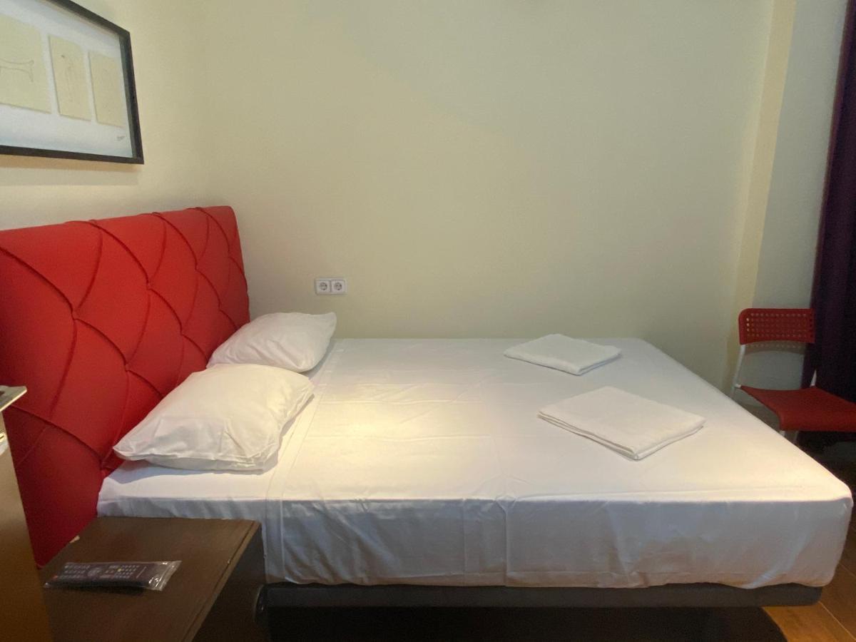 Hostal Granvia 628 برشلونة المظهر الخارجي الصورة