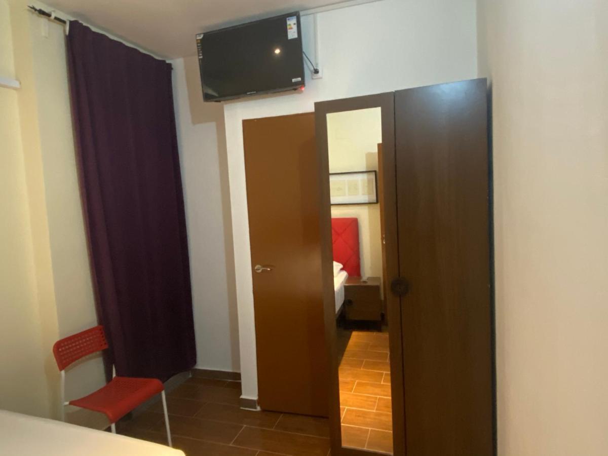 Hostal Granvia 628 برشلونة المظهر الخارجي الصورة