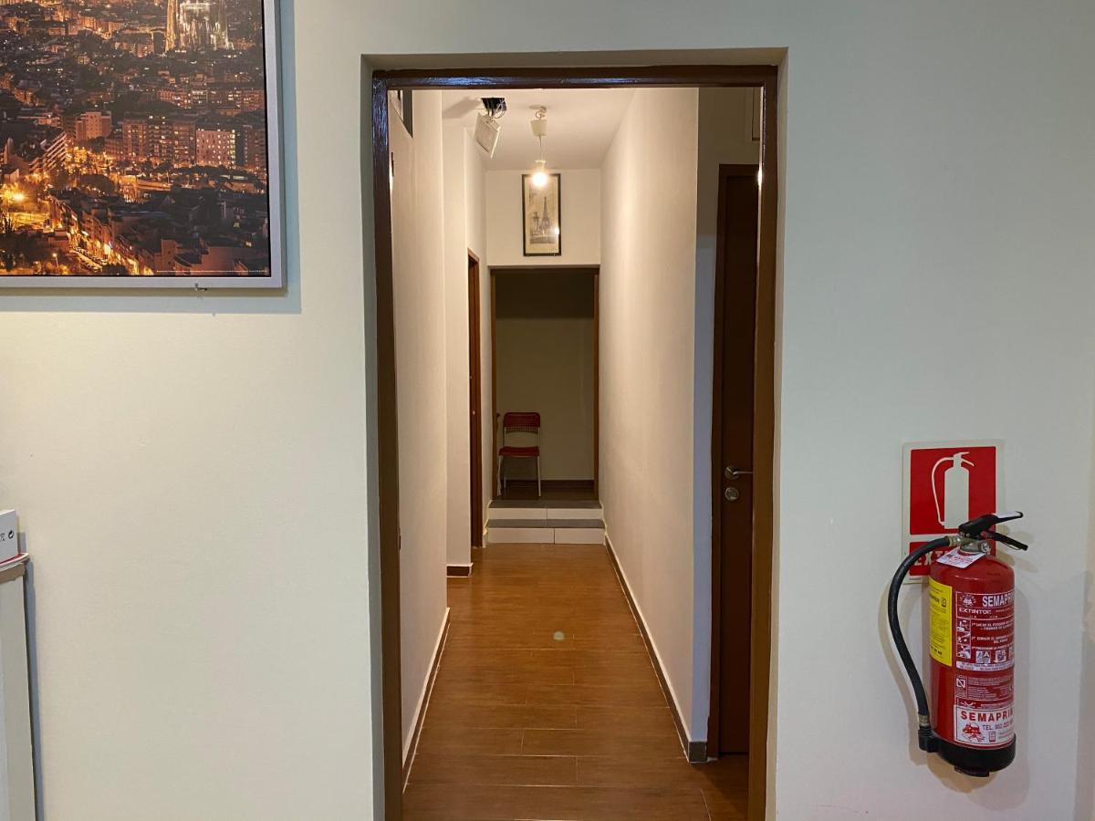 Hostal Granvia 628 برشلونة المظهر الخارجي الصورة