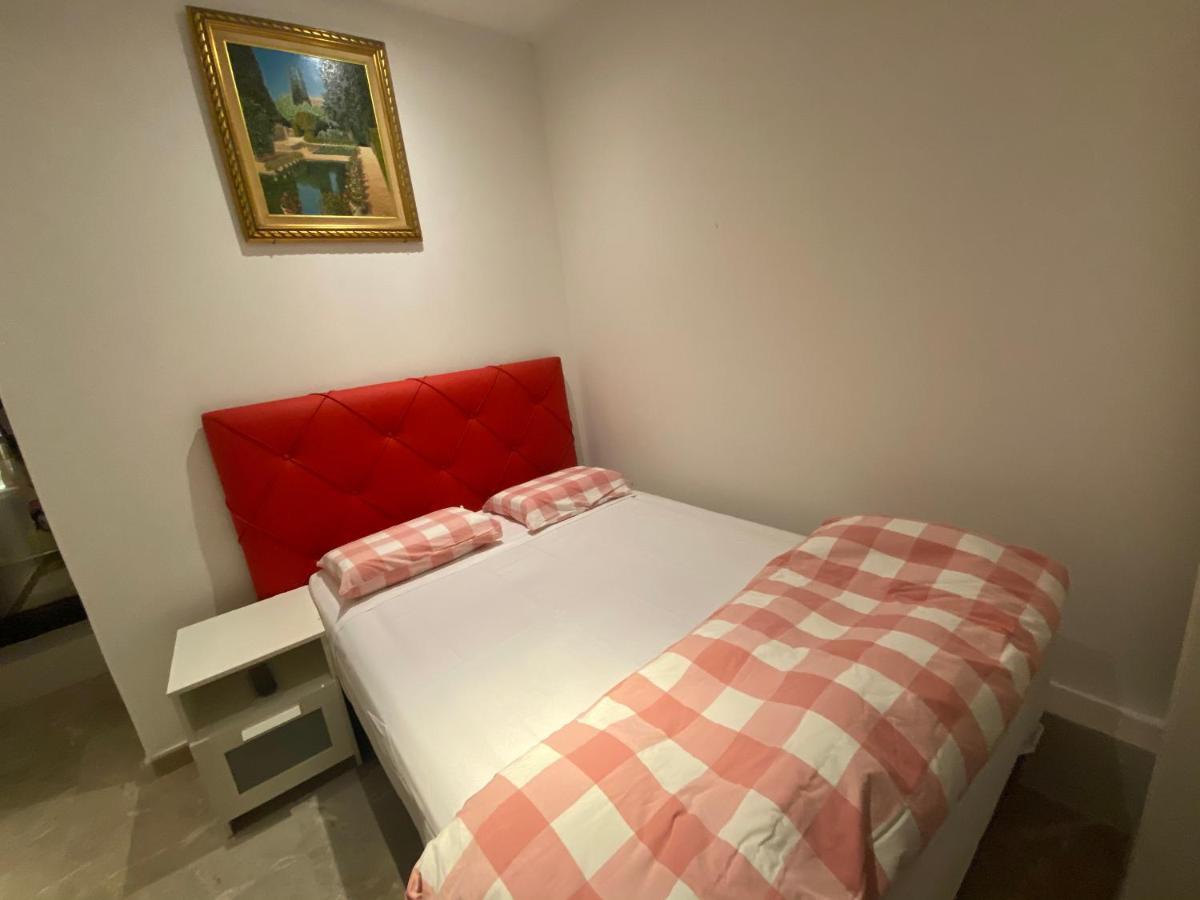 Hostal Granvia 628 برشلونة المظهر الخارجي الصورة