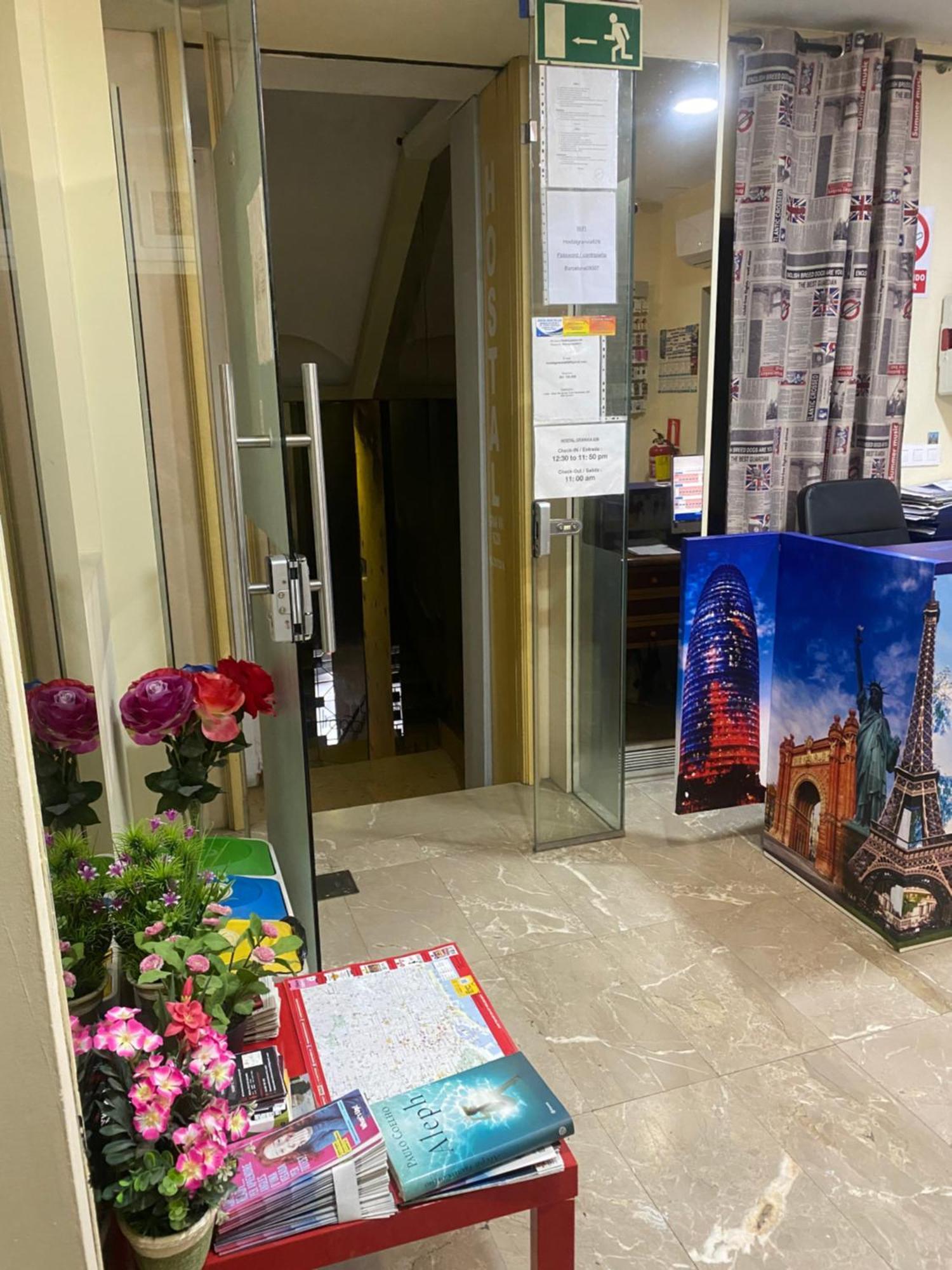 Hostal Granvia 628 برشلونة المظهر الخارجي الصورة