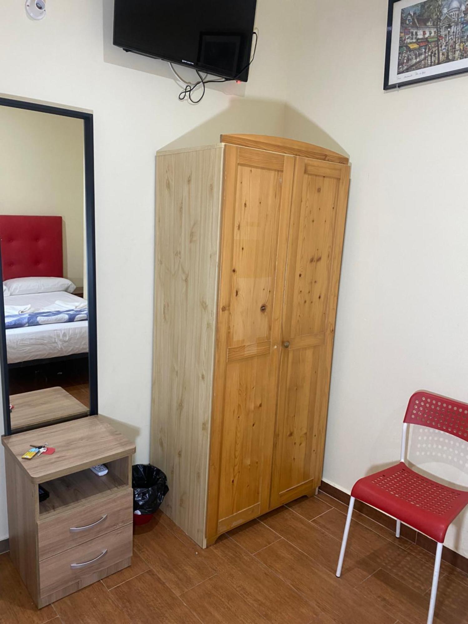 Hostal Granvia 628 برشلونة المظهر الخارجي الصورة
