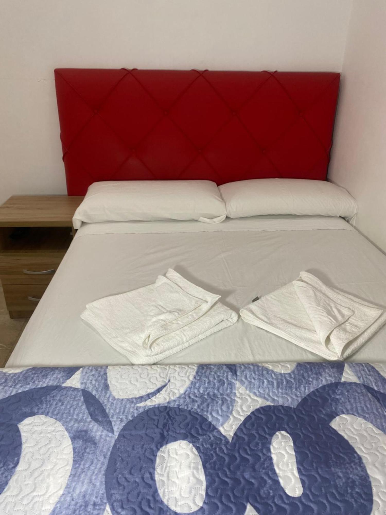 Hostal Granvia 628 برشلونة المظهر الخارجي الصورة