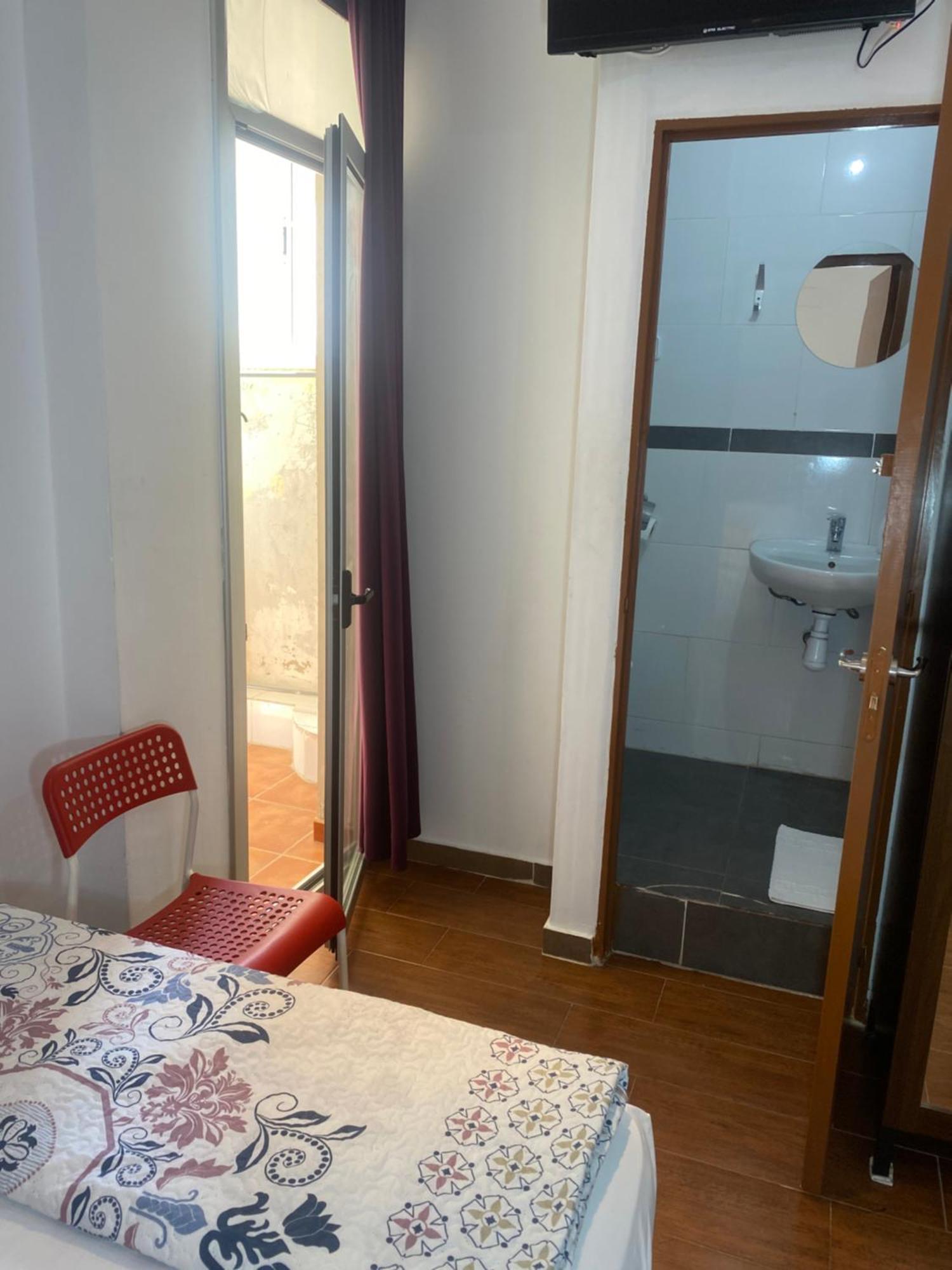 Hostal Granvia 628 برشلونة المظهر الخارجي الصورة