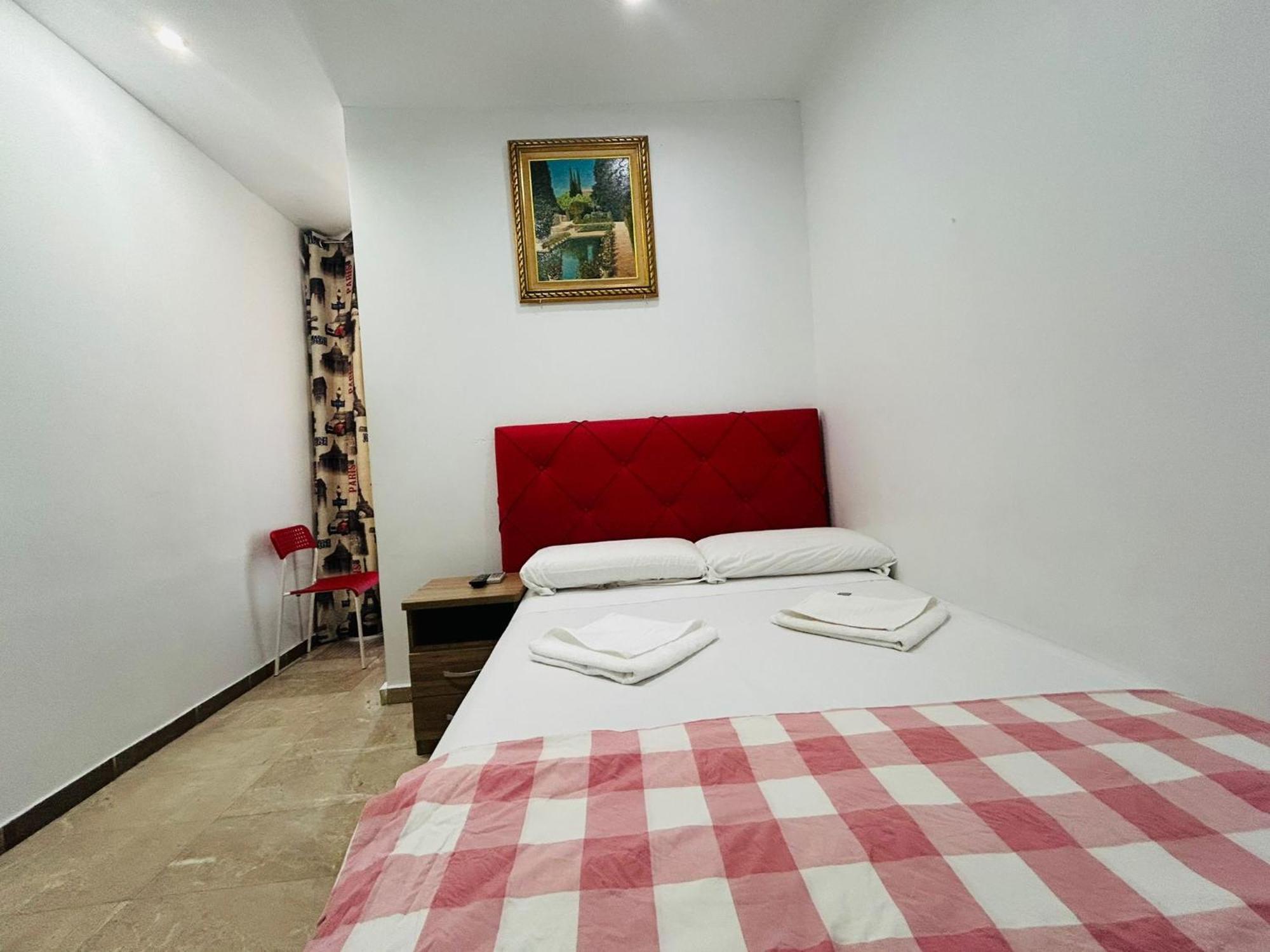 Hostal Granvia 628 برشلونة المظهر الخارجي الصورة