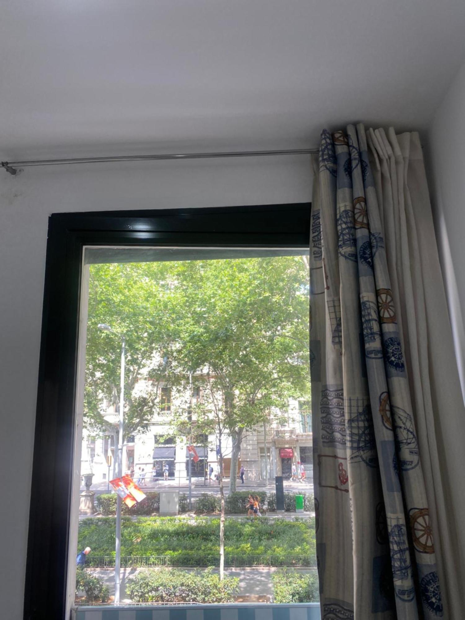 Hostal Granvia 628 برشلونة المظهر الخارجي الصورة