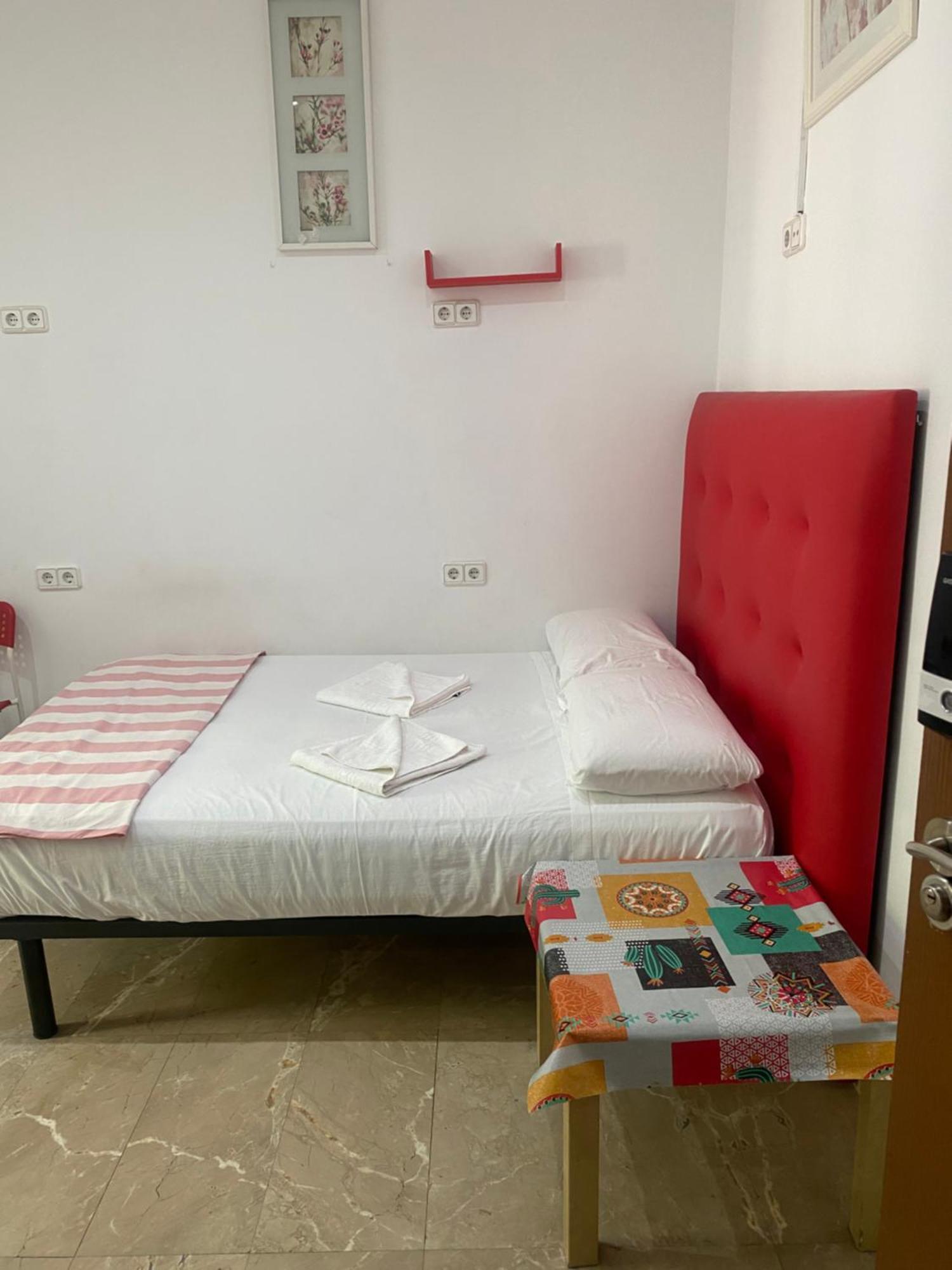 Hostal Granvia 628 برشلونة المظهر الخارجي الصورة