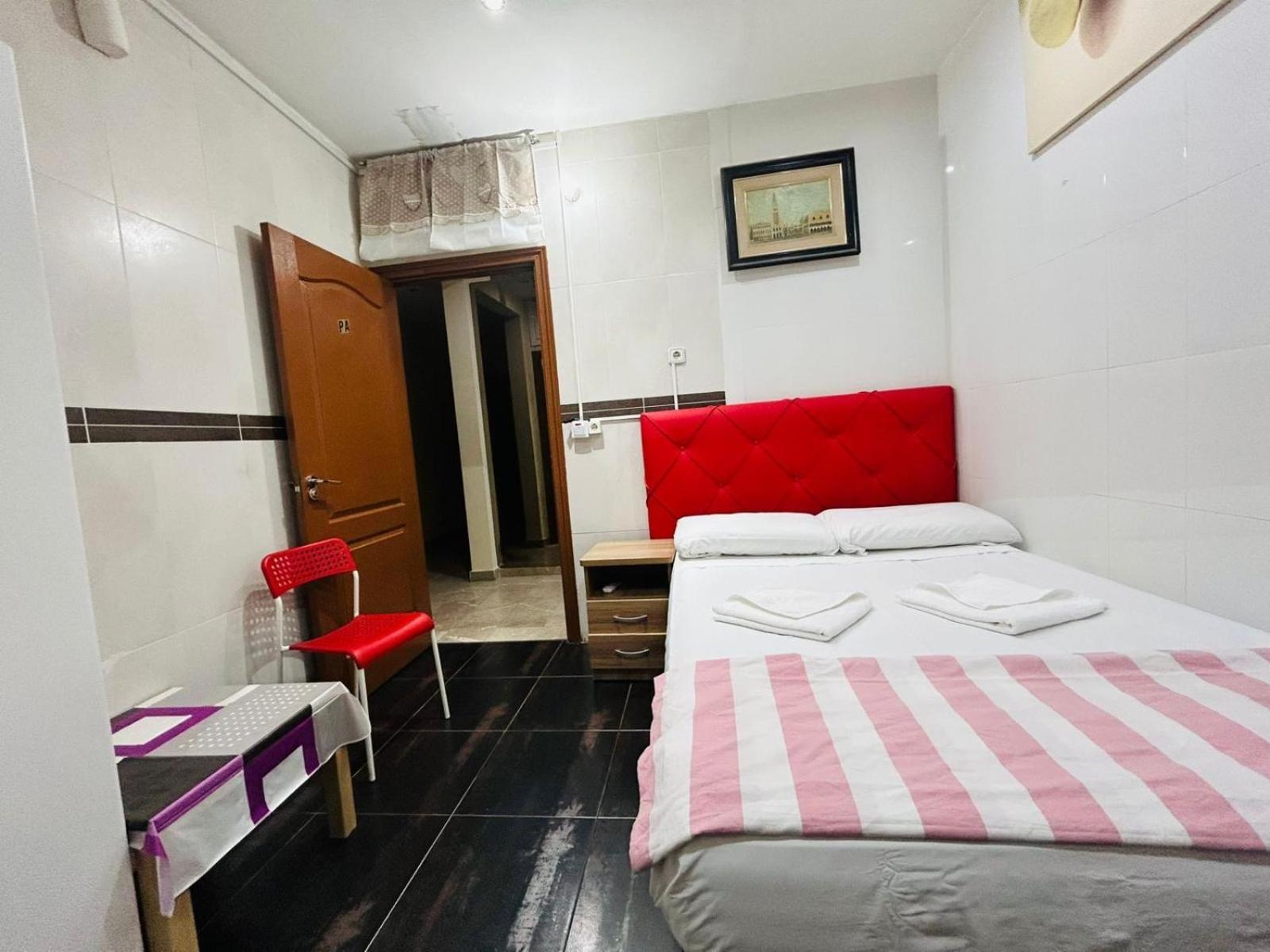 Hostal Granvia 628 برشلونة المظهر الخارجي الصورة
