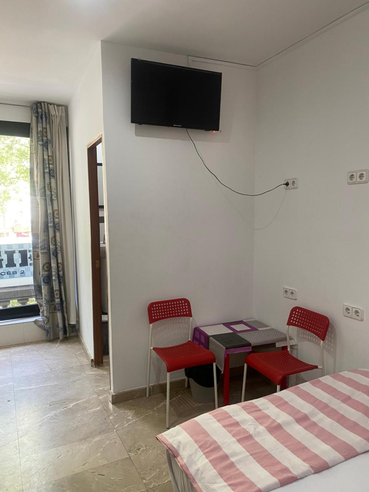 Hostal Granvia 628 برشلونة المظهر الخارجي الصورة