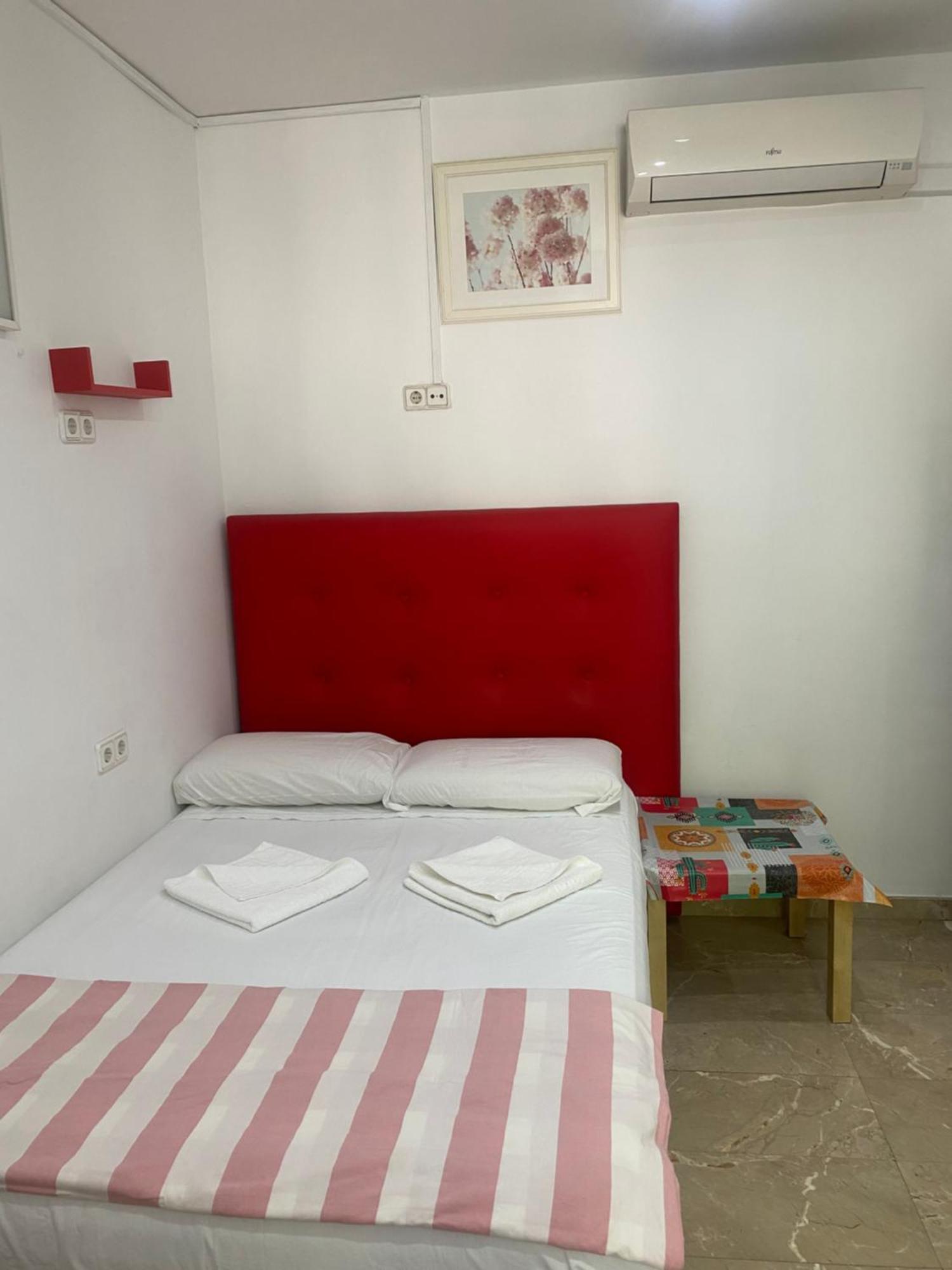 Hostal Granvia 628 برشلونة المظهر الخارجي الصورة